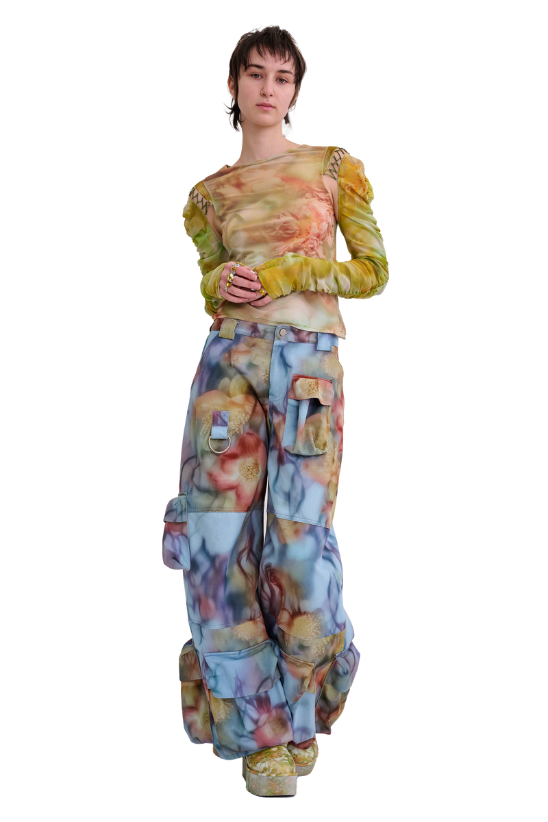 BARBED FLORAL GARDEN CARGO PANT