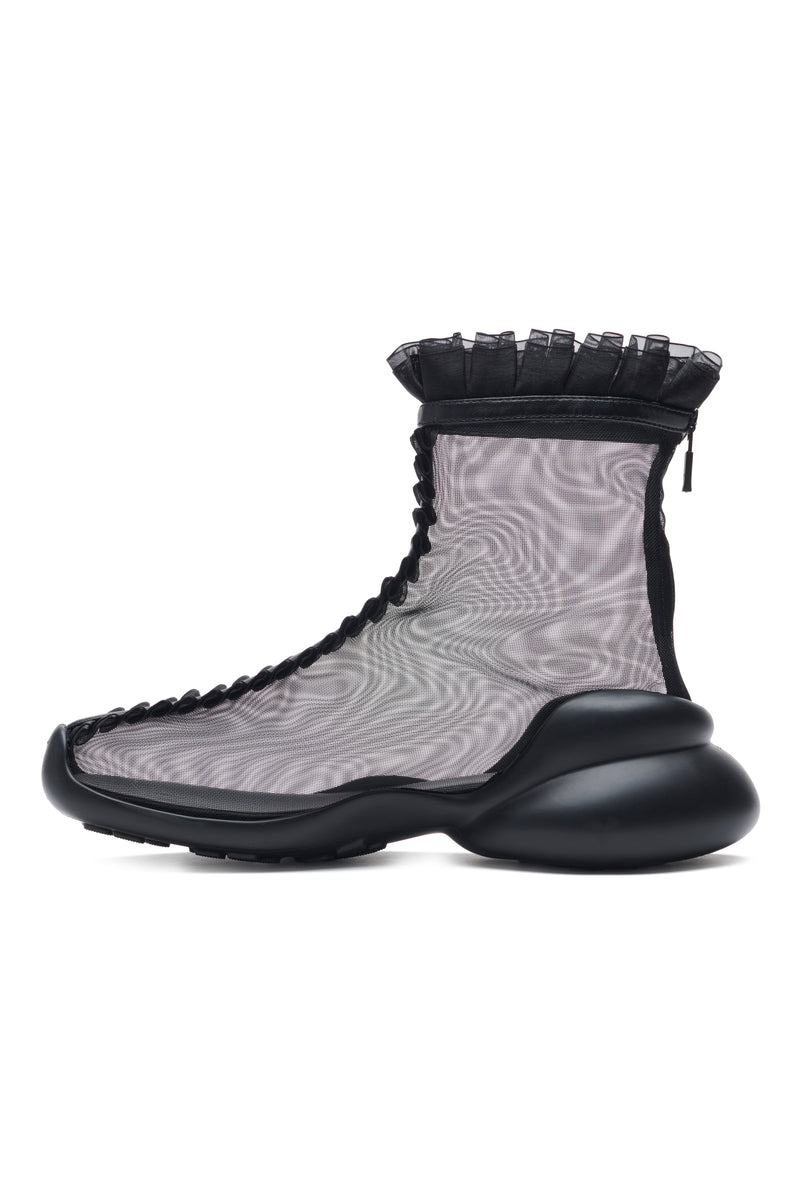 BLACK MESH RUFL BOOTS