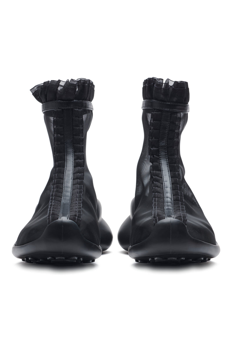 BLACK MESH RUFL BOOTS